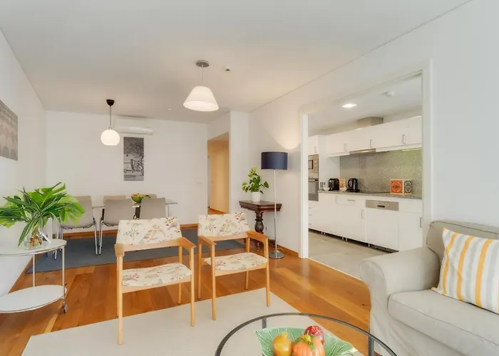 Casa Da Praca - By Casas Na Ilha *