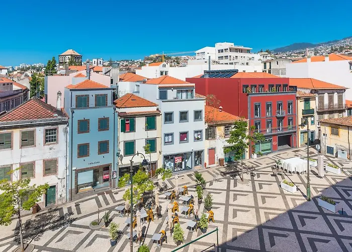 Casa Da Praca - By Casas Na Ilha * פונשל