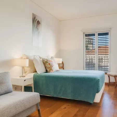 Casa Da Praca - By Casas Na Ilha